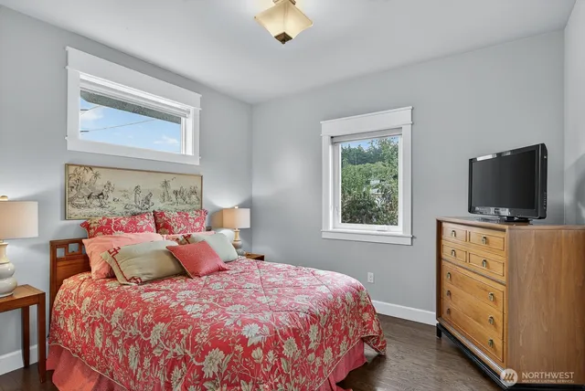 $999,000 | 3406 West 2nd Street, Anacortes, WA 98221