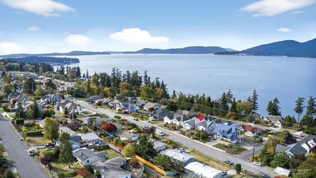 $999,000 | 3406 West 2nd Street, Anacortes, WA 98221