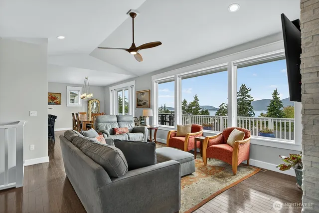 $999,000 | 3406 West 2nd Street, Anacortes, WA 98221