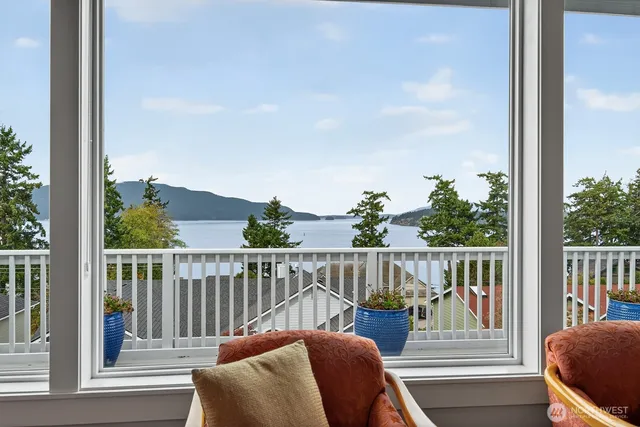 $999,000 | 3406 West 2nd Street, Anacortes, WA 98221