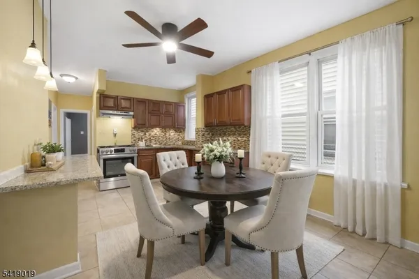 $2,600 | 375 6th Avenue West, Unit 1, Newark, NJ 07107