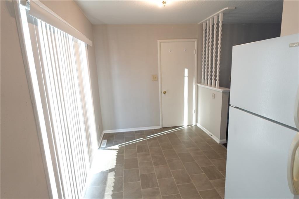 503 West Colonel Drive Independence, MO 64050 - Photo 5 of 15