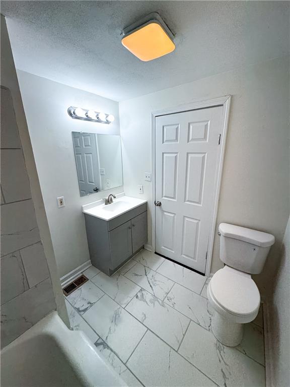 710 Osbun Street Fort Scott, KS 66701 - Photo 5 of 9