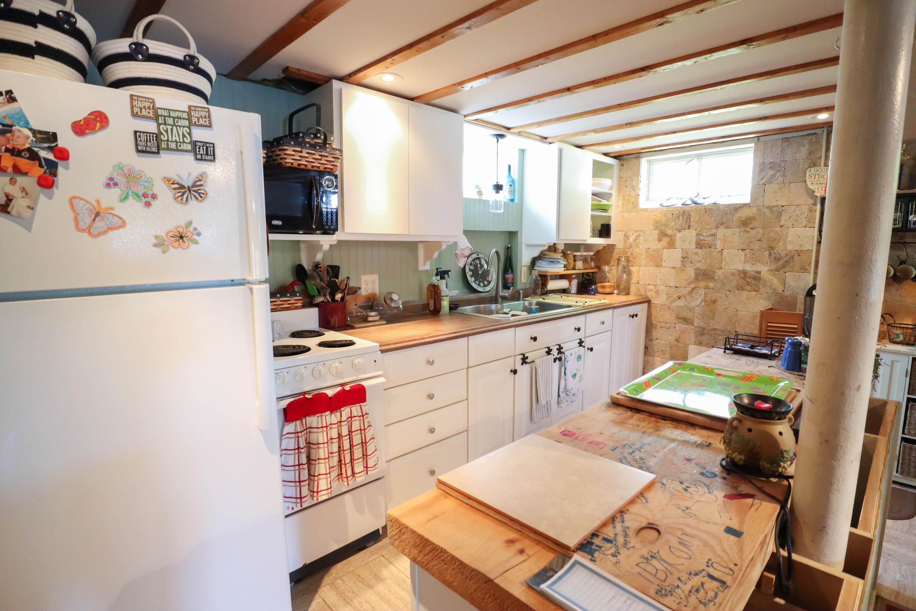 107 Carroll Lane Limerick, ME 04048 - Photo 21 of 46 Kitchen