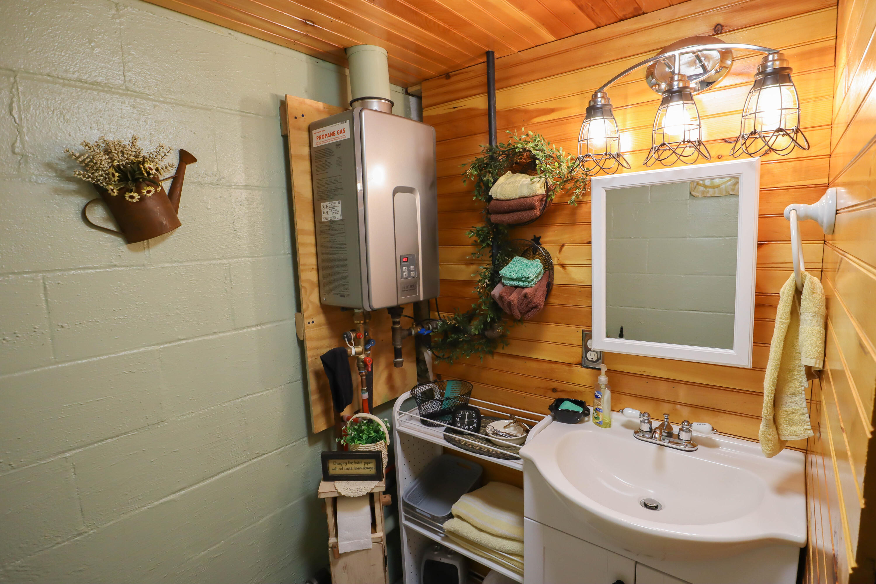 107 Carroll Lane Limerick, ME 04048 - Photo 32 of 46 Bathroom