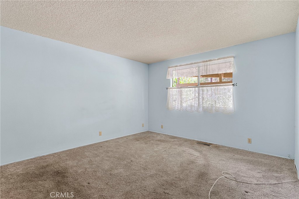 1725 Linnet Road Wrightwood, CA 92397 - Photo 23 of 43