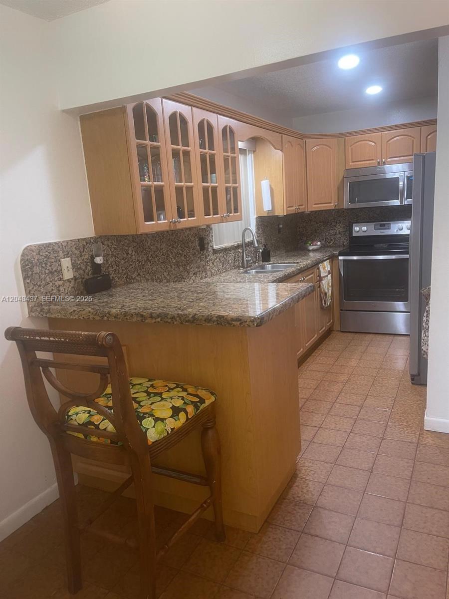 430 Southeast 5th Street Hialeah, FL 33010 - Photo 9 of 24