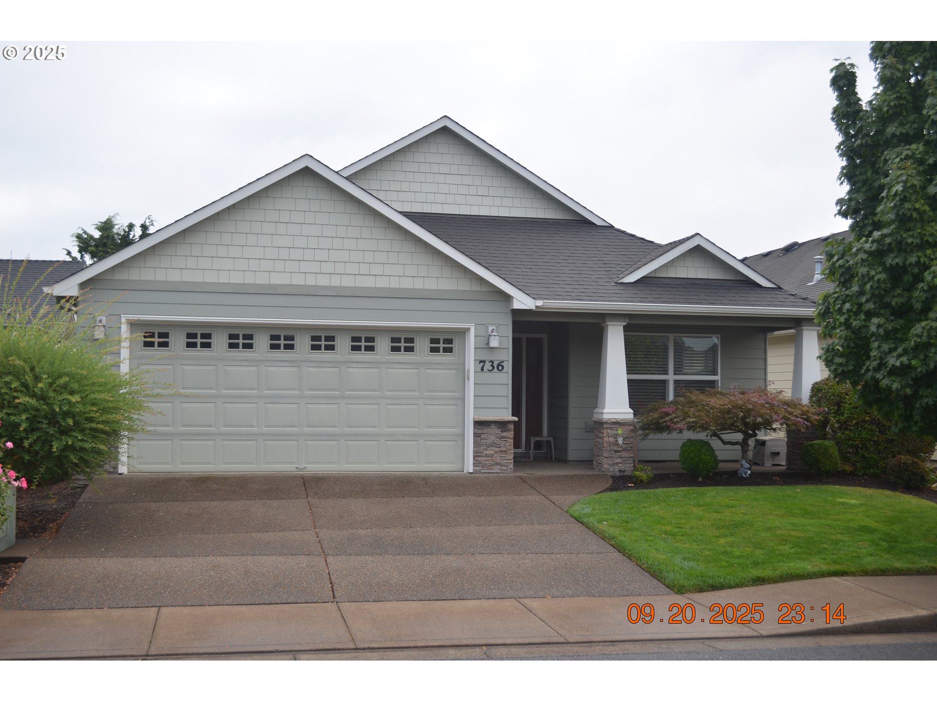 736 Southeast St Andrews Lane Dallas, OR 97338 - Photo 1 of 35 a view of a house with a yard