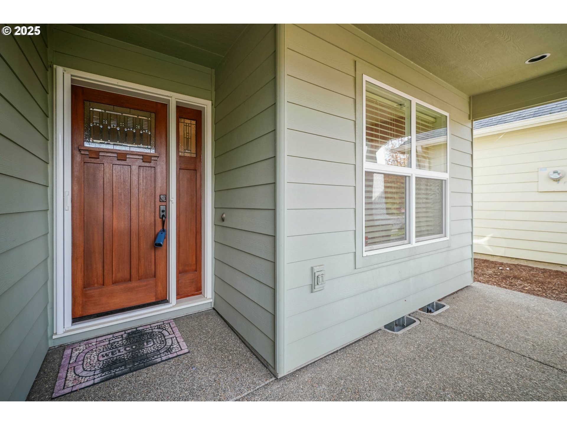 736 Southeast St Andrews Lane Dallas, OR 97338 - Photo 11 of 35 a view of an entrance of the house