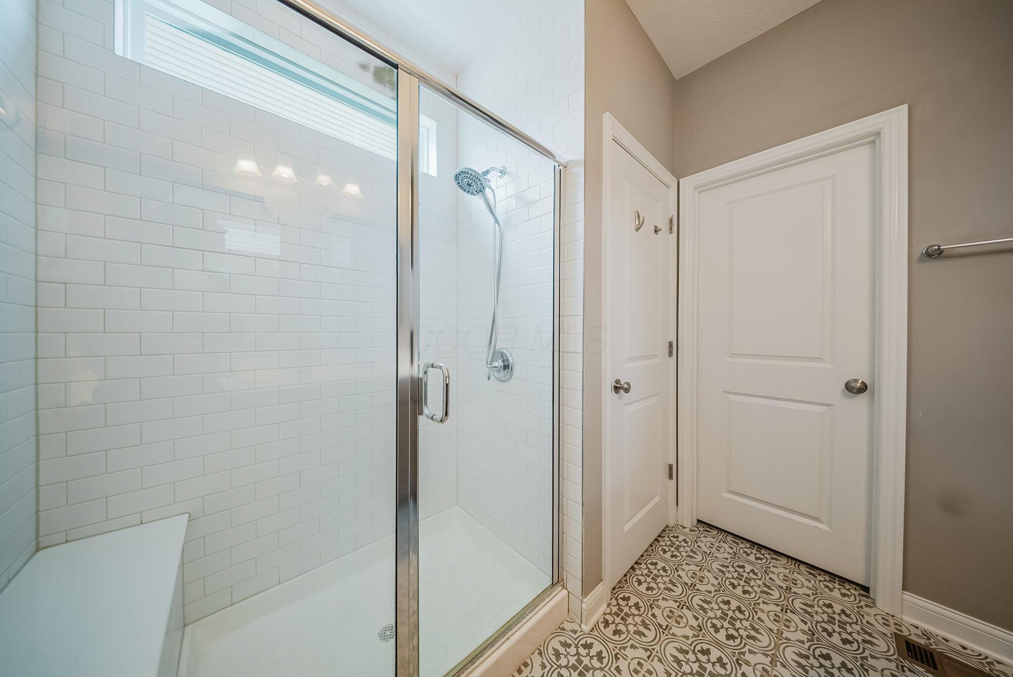 6847 Olde Dutch Road Westerville, OH 43081 - Photo 16 of 48