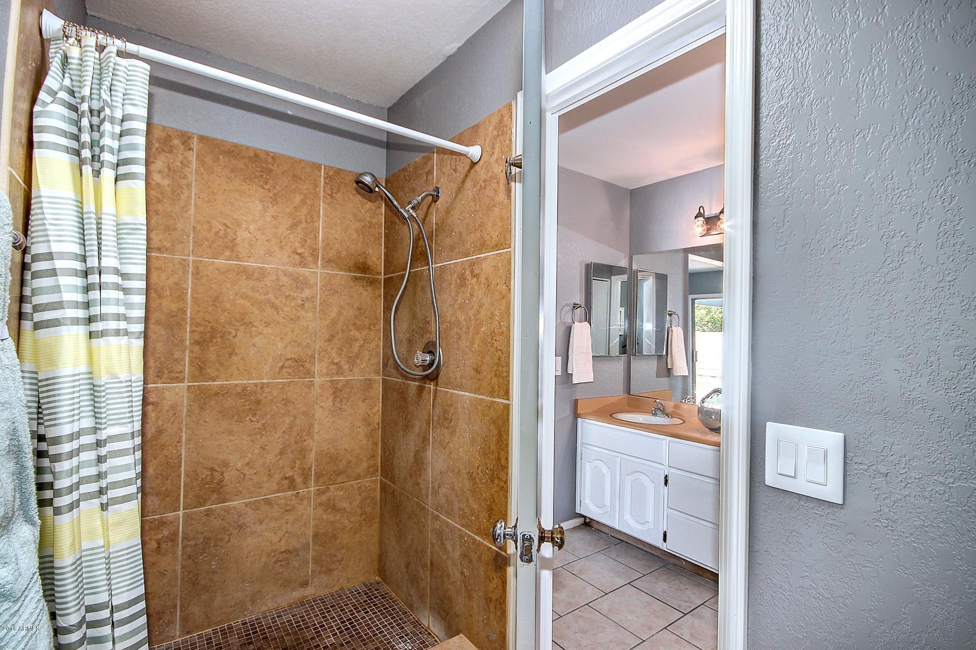 2421 South Evergreen Road Tempe, AZ 85282 - Photo 25 of 32 0035-Evergreen (35)