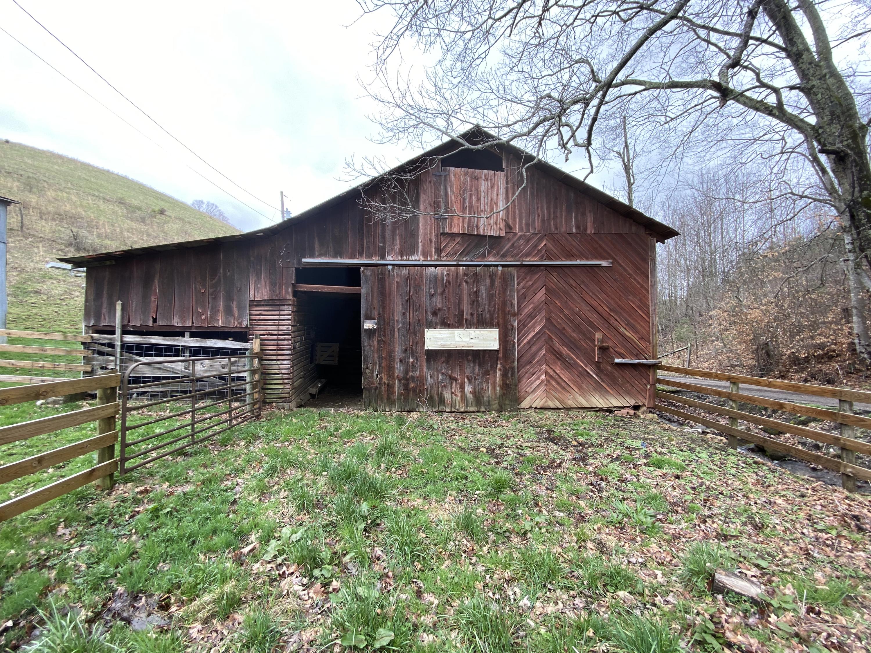 982 Buttermilk Road Trade, TN 37691 - Photo 20 of 50 Photo Mar 25, 1 41 06 PM