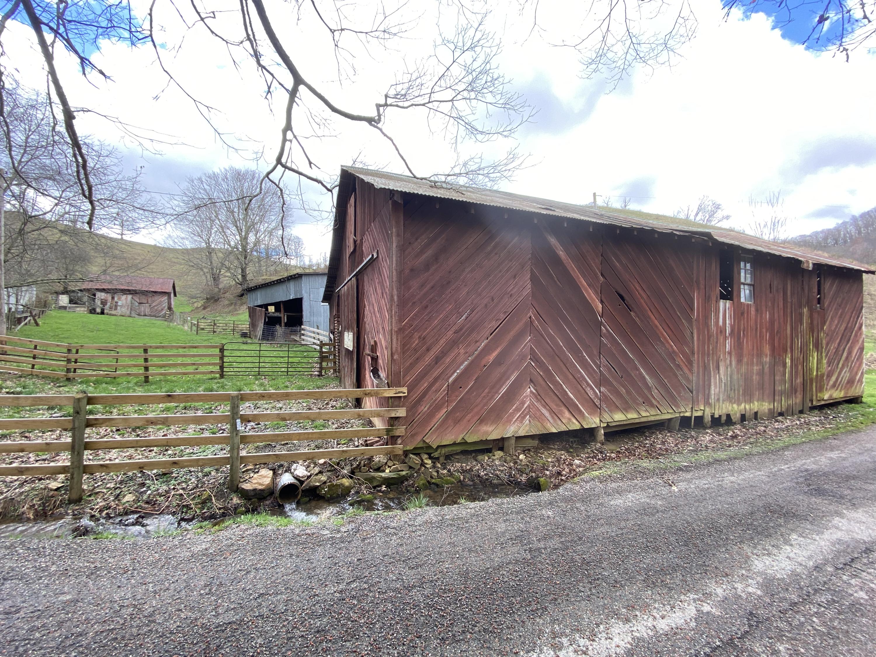 982 Buttermilk Road Trade, TN 37691 - Photo 46 of 50 Photo Mar 25, 2 54 42 PM