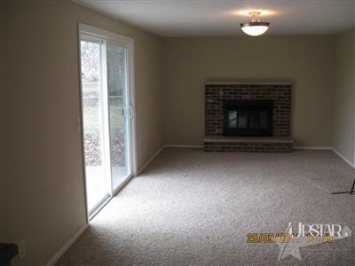 12131 Beavans Road Fort Wayne, IN 46819 - Photo 4 of 23 Gallery Image 4