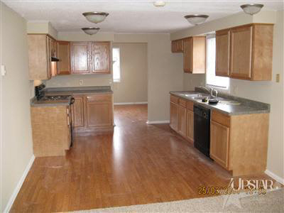 12131 Beavans Road Fort Wayne, IN 46819 - Photo 8 of 23 Gallery Image 8