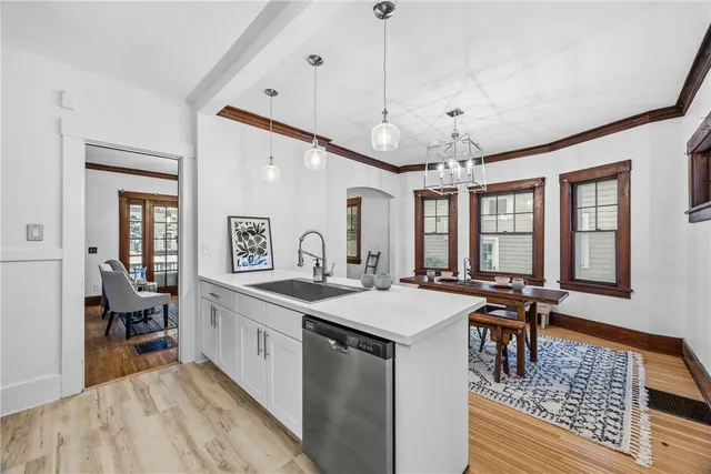 $179,900 | 195 Aberdeen Street, Rochester, NY 14619