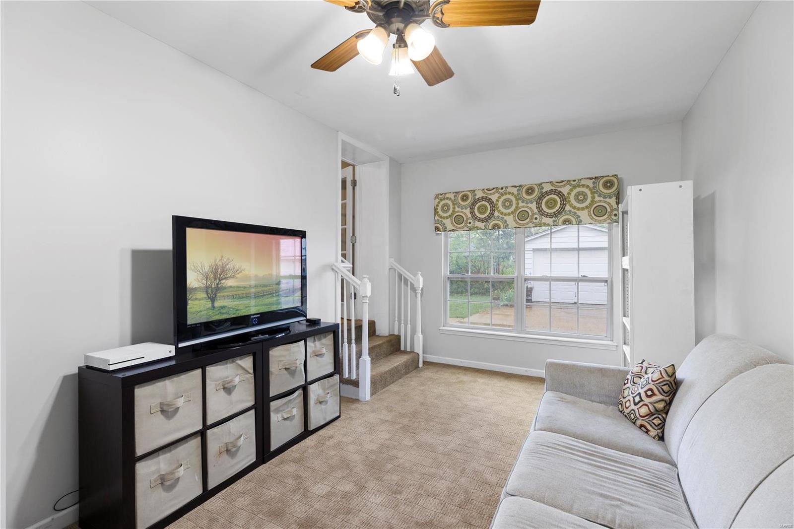572 South Berry Road St. Louis, MO 63122 - Photo 7 of 21 Gallery Image 7