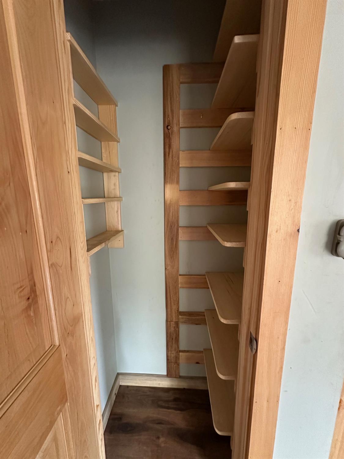 38295 Cressman Road Shaver Lake, CA 93664 - Photo 22 of 31 a view of walk in closet