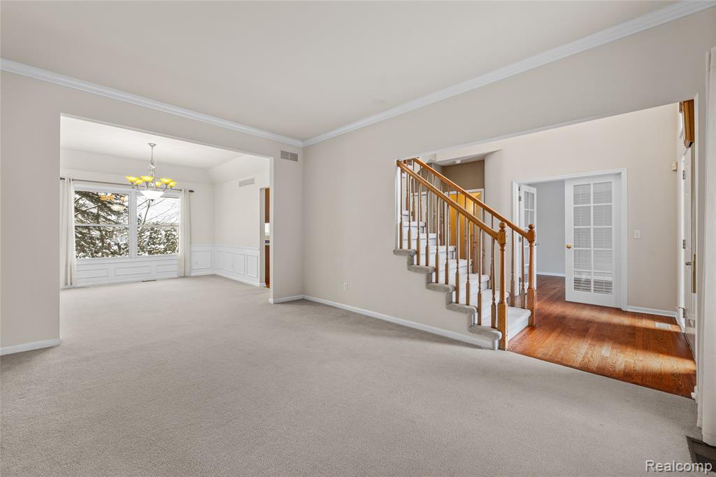 3904 Kaeleaf Road Lake Orion, MI 48360 - Photo 12 of 66