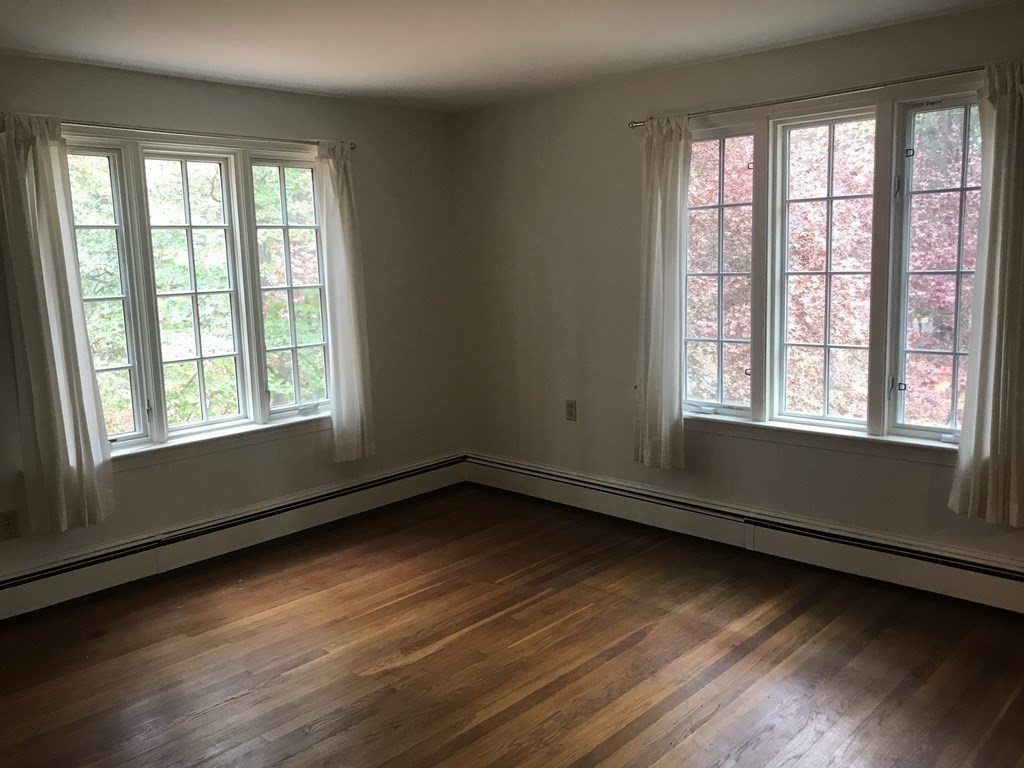 235 Perkins Row Topsfield, MA 01983 - Photo 21 of 25 Gallery Image 21