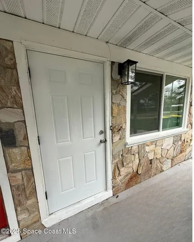 $1,700 | 304 Palm Avenue, Cocoa, FL 32922