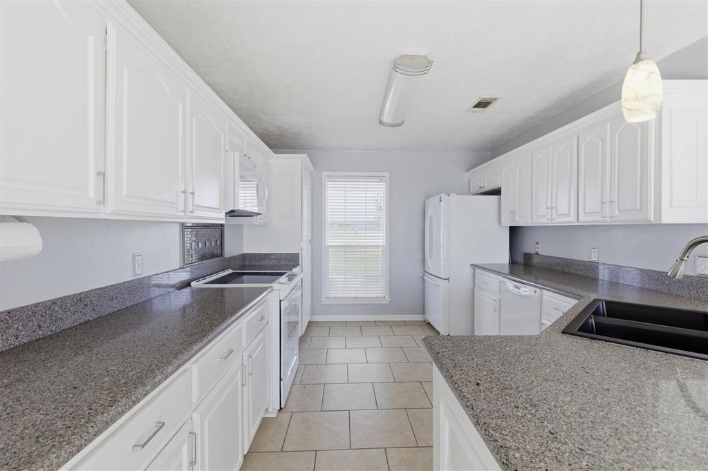 5761 Elliott Road Lake Charles, LA 70605 - Photo 4 of 13