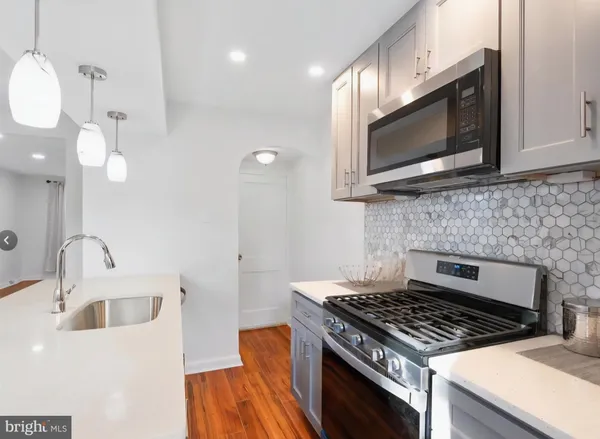 $2,800 | 8332 Forrest Avenue, Philadelphia, PA 19150