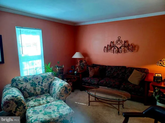 $3,300 | 17 Blackburn Court, Burtonsville, MD 20866