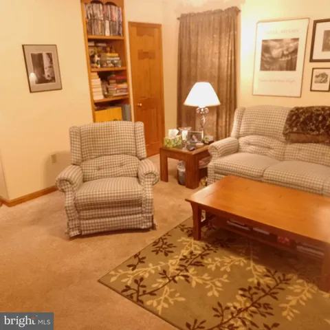 $3,300 | 17 Blackburn Court, Burtonsville, MD 20866