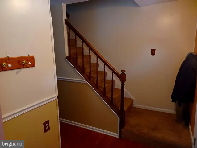 $2,950 | 17 Blackburn Court, Burtonsville, MD 20866