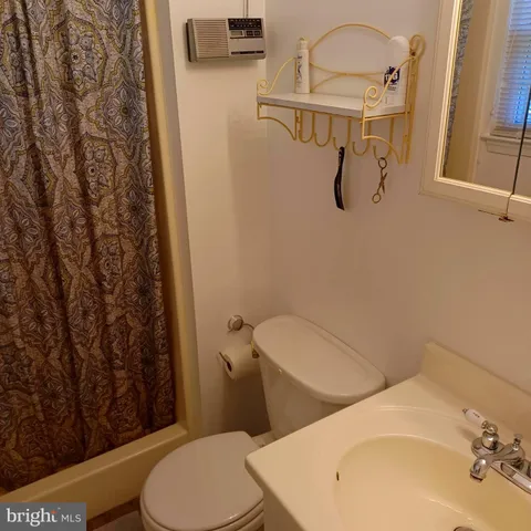 $3,300 | 17 Blackburn Court, Burtonsville, MD 20866