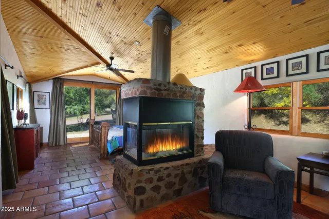 $3,350,000 | 89395 East Aravaipa Road, Winkelman, AZ 85192