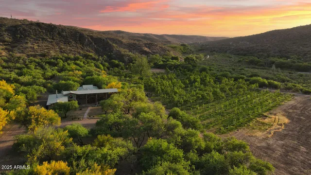 $3,350,000 | 89395 East Aravaipa Road, Winkelman, AZ 85192