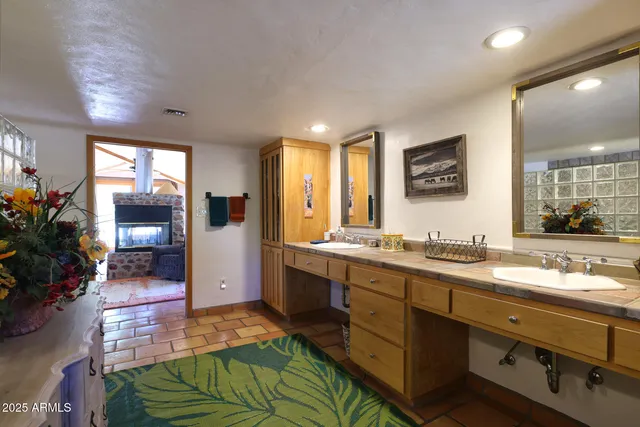 $3,350,000 | 89395 East Aravaipa Road, Winkelman, AZ 85192