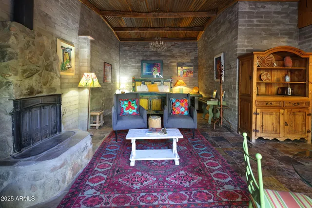 $3,350,000 | 89395 East Aravaipa Road, Winkelman, AZ 85192