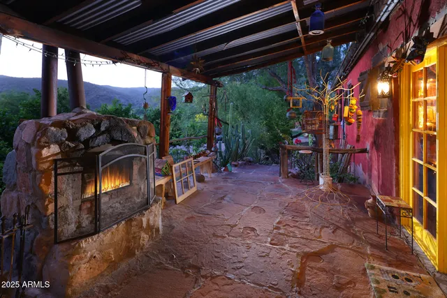 $3,350,000 | 89395 East Aravaipa Road, Winkelman, AZ 85192