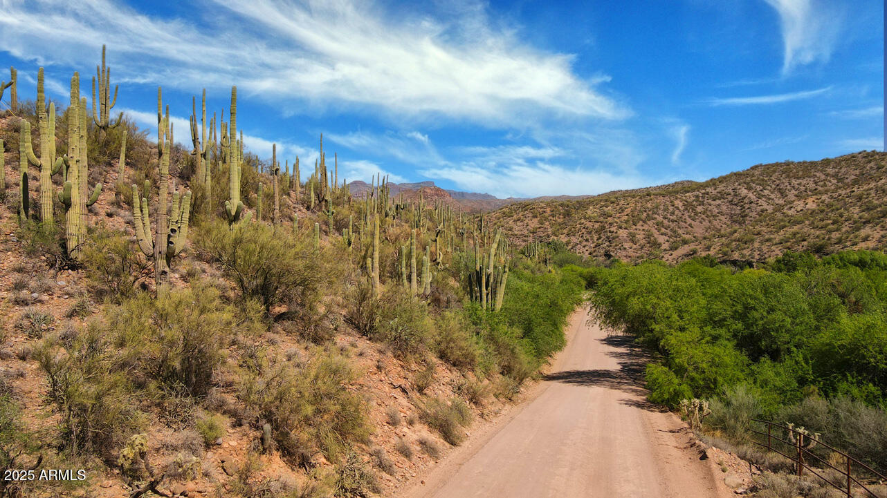 89395 East Aravaipa Road Winkelman, AZ 85192 - Photo 60 of 73 The drive into the compound