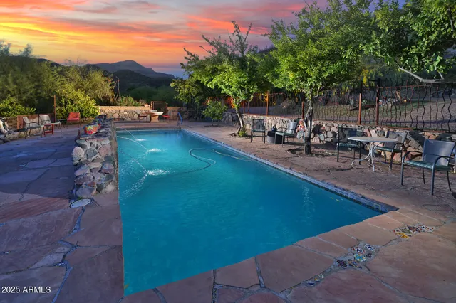 $3,350,000 | 89395 East Aravaipa Road, Winkelman, AZ 85192