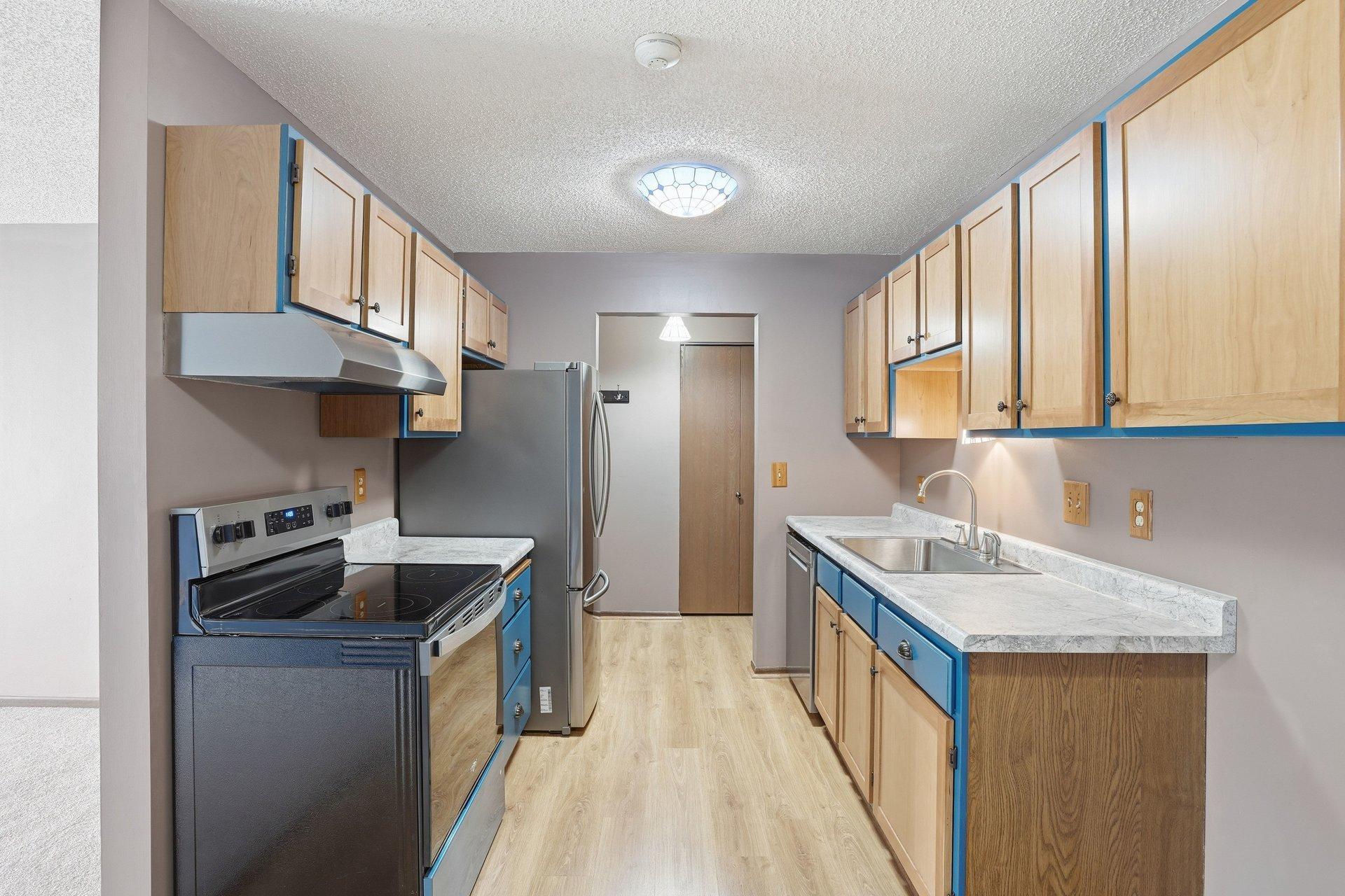 1828 Perlich Avenue, Unit 2B Red Wing, MN 55066 - Photo 16 of 37