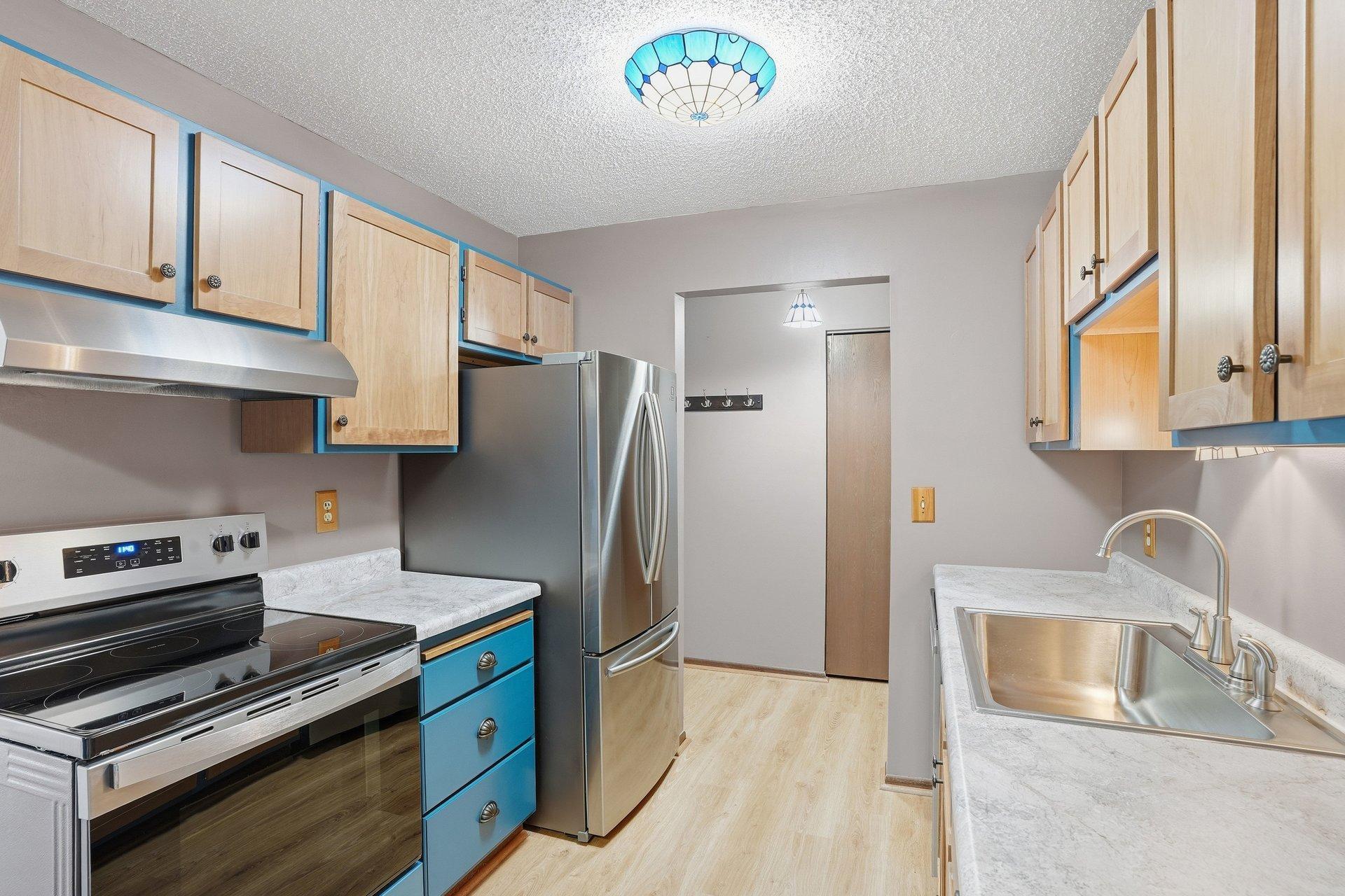 1828 Perlich Avenue, Unit 2B Red Wing, MN 55066 - Photo 10 of 37