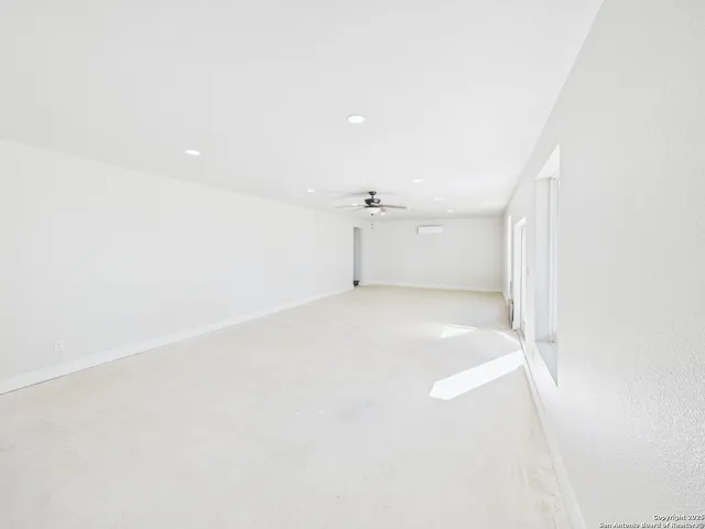 a view of empty room