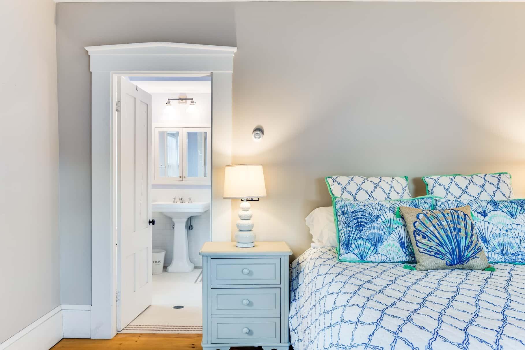 10 Bank Street Wellfleet, MA 02667 - Photo 17 of 49 022