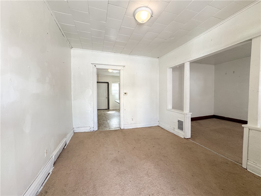 365 Weaver Street Rochester, NY 14621 - Photo 4 of 23