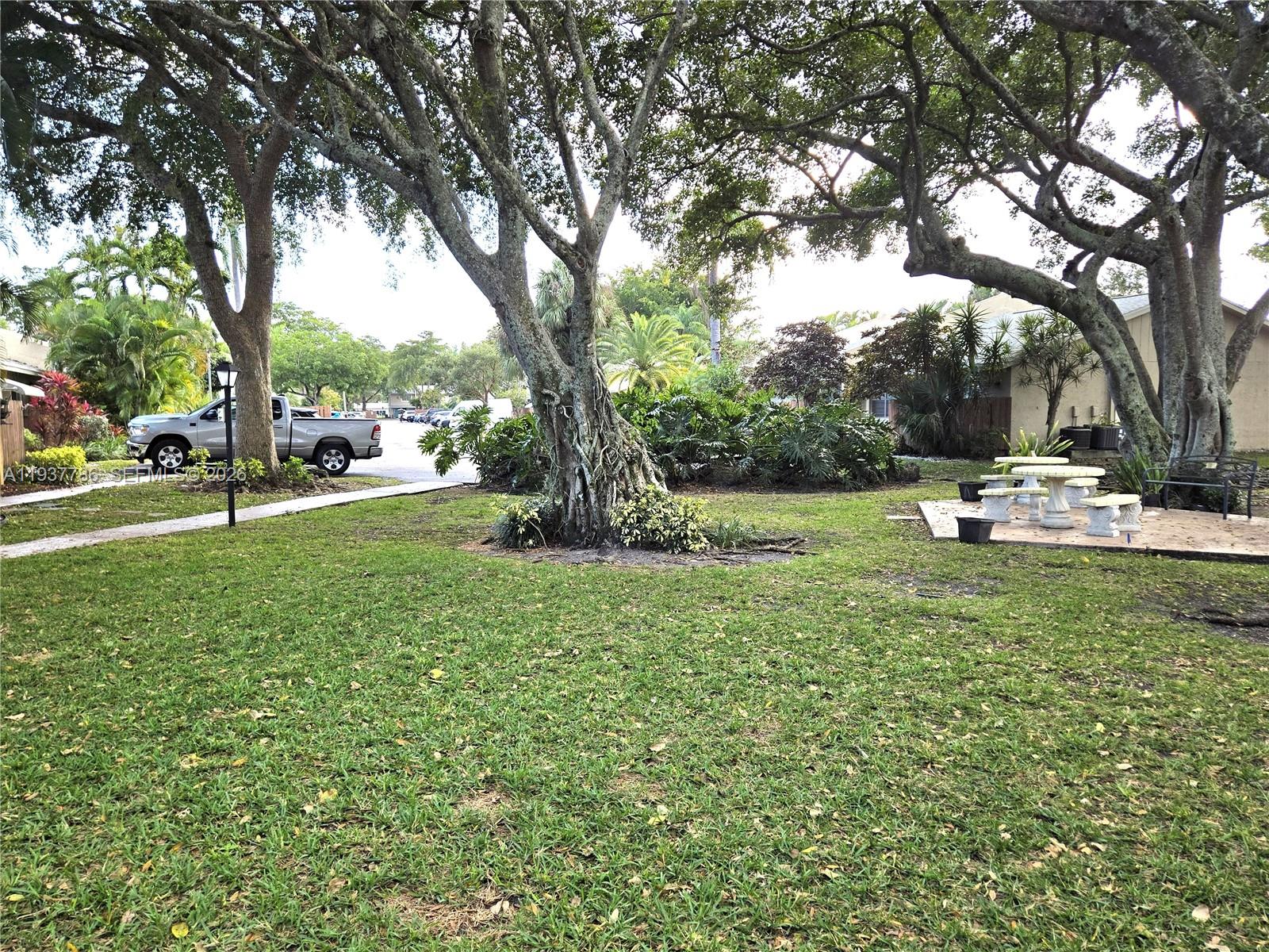 842 Banks Road Pompano Beach, FL 33063 - Photo 8 of 12 Photo 8