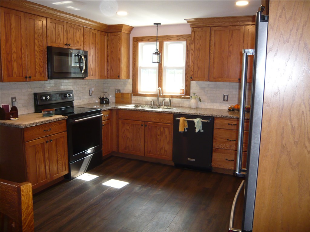 8 Mumford Street Coventry, RI 02816 - Photo 16 of 31 Gallery Image 16
