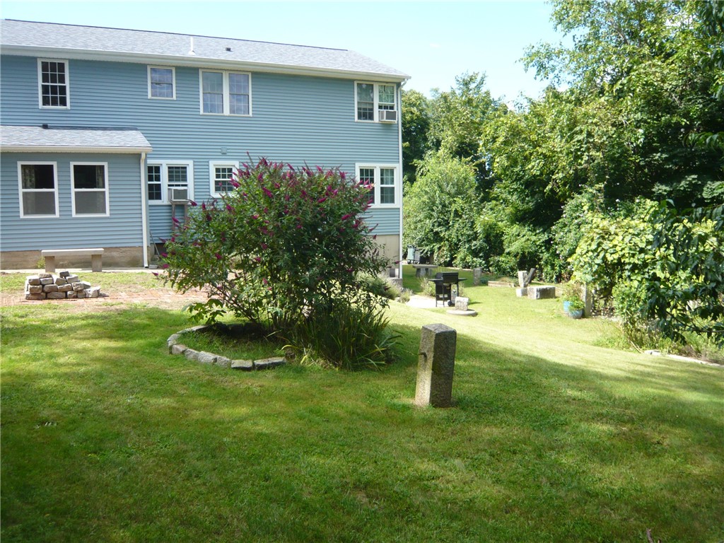 8 Mumford Street Coventry, RI 02816 - Photo 7 of 31 Gallery Image 7