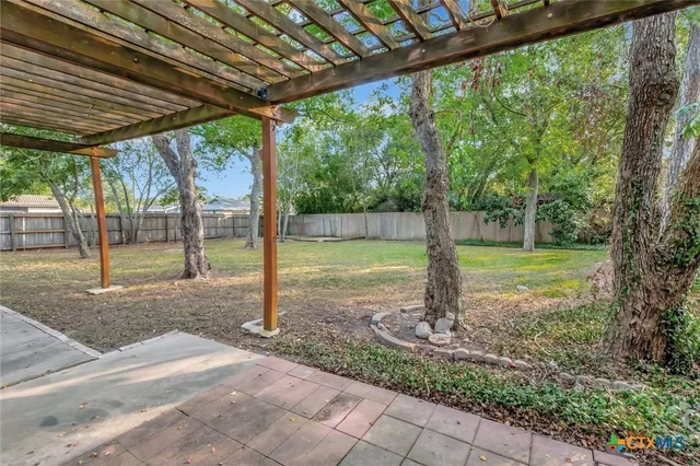 $325,000 | 911 Westwood Street, Victoria, TX 77901