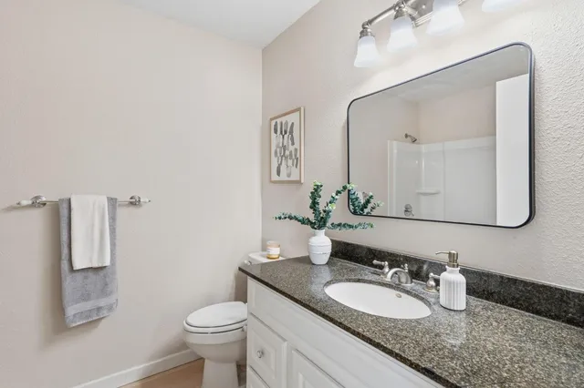 $559,000 | 5865 Esrig Way, Sacramento, CA 95841