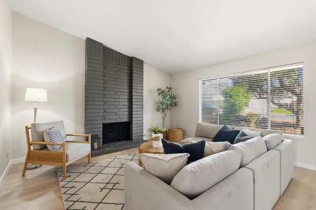 $559,000 | 5865 Esrig Way, Sacramento, CA 95841