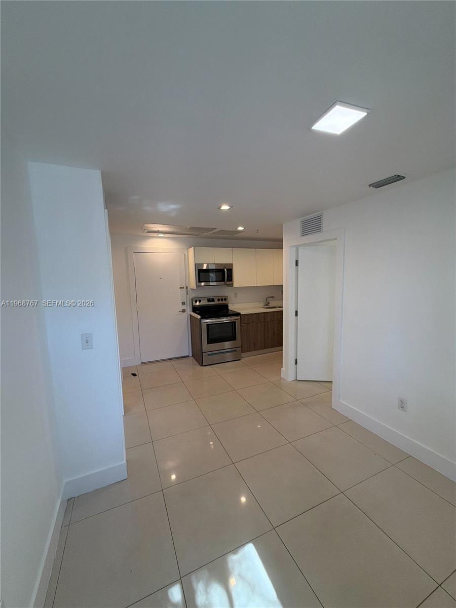 829 Southwest 18th Avenue, Unit 109 Miami, FL 33135 - Photo 3 of 10